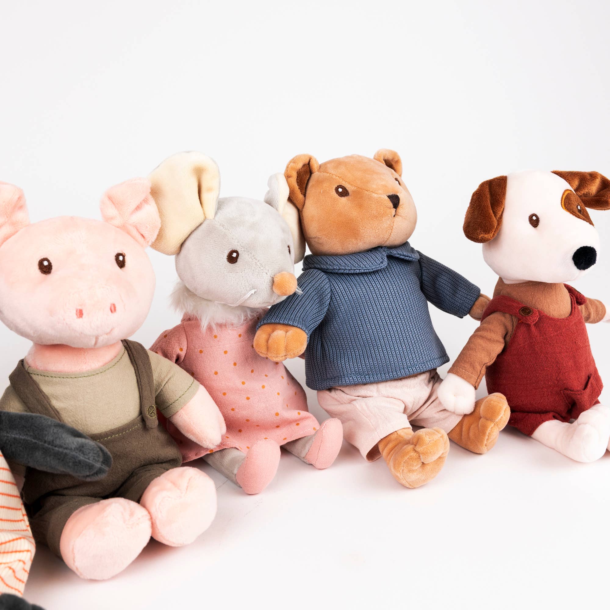 Alexis Bear EgmontTAYLOR + MAX