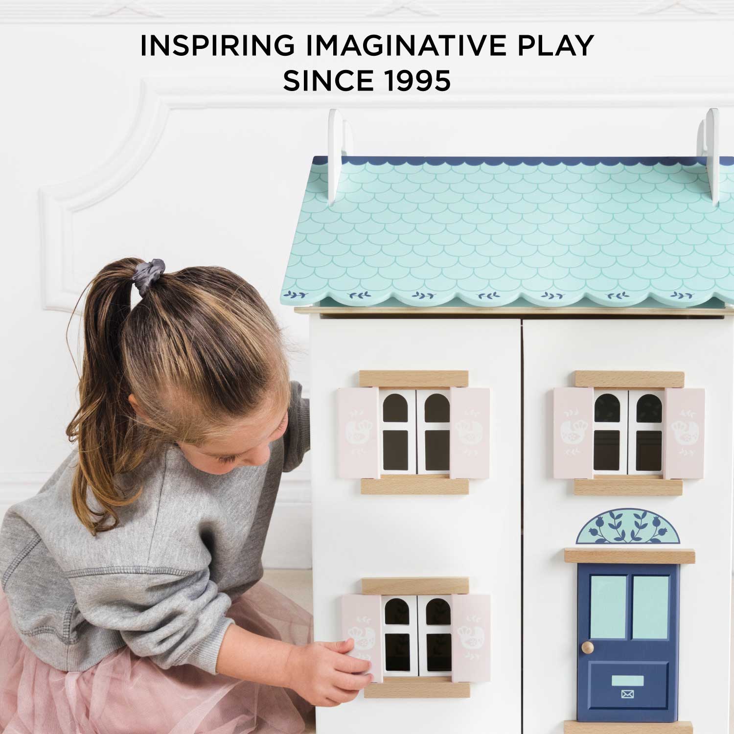 Bluebelle Wooden Dolls House Le Toy Van, Inc.
