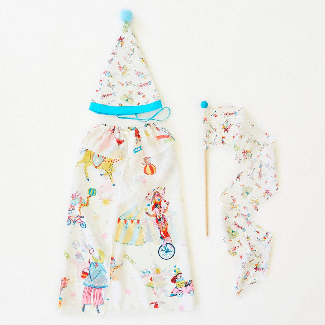 Circus Hat Activity ToysSarah’s SilksTAYLOR + MAX