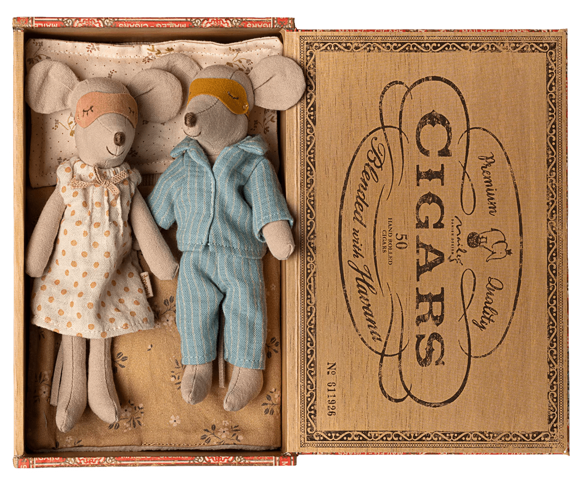 Mum and Dad Mice In CigarBox ToysMailegTAYLOR + MAX