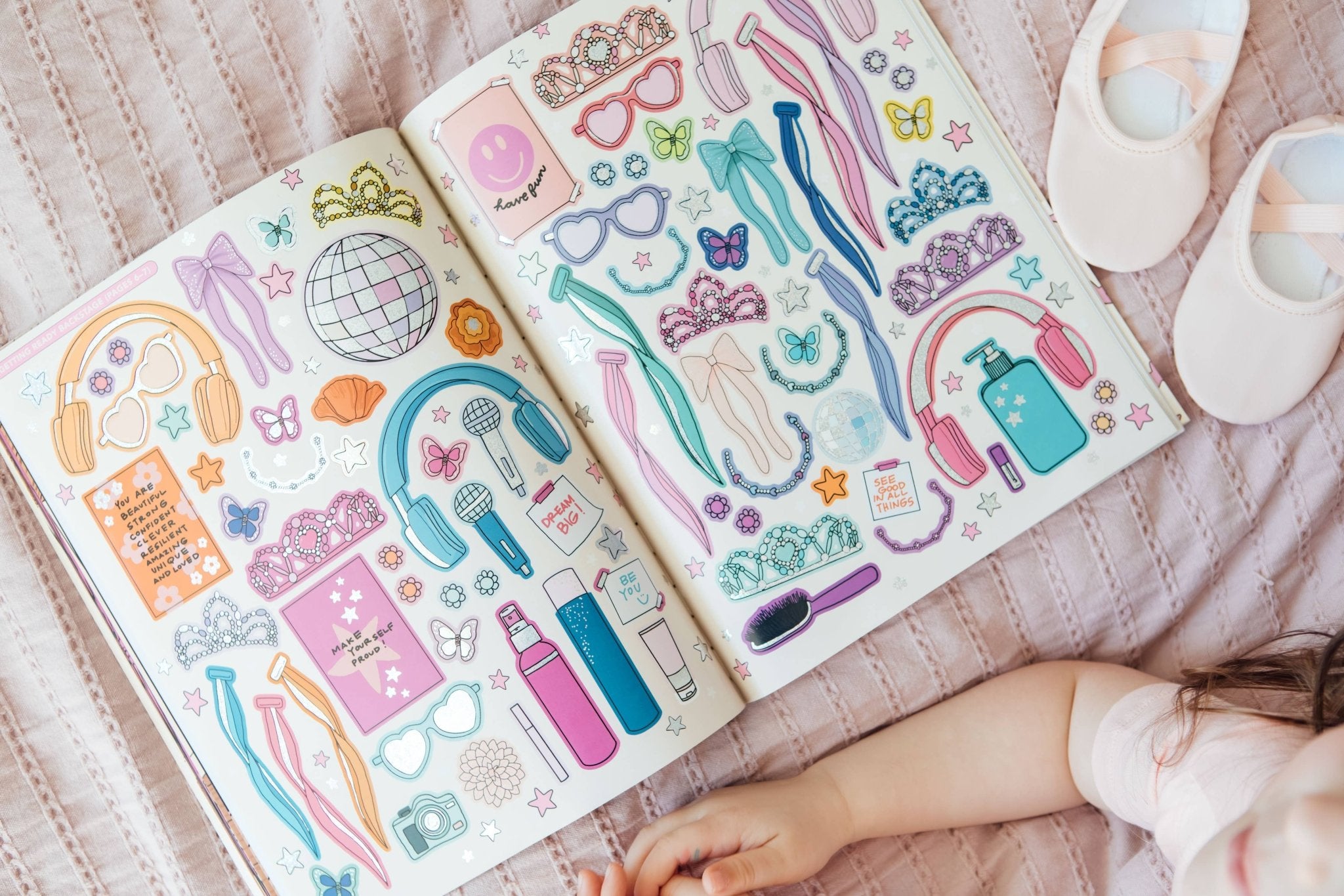 My Sticker Storybook: Dance Recital (500+ Reusable Stickers) Paige Tate & Co.TAYLOR + MAX