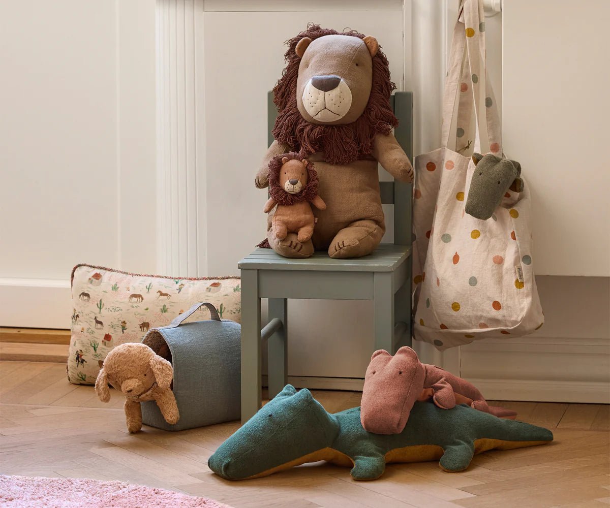 Pet Carrier | Dusty Blue PlushMailegTAYLOR + MAX