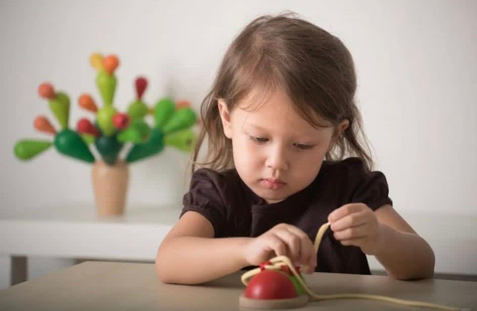 Tie - up Shoe Wooden toysplantoysTAYLOR + MAX