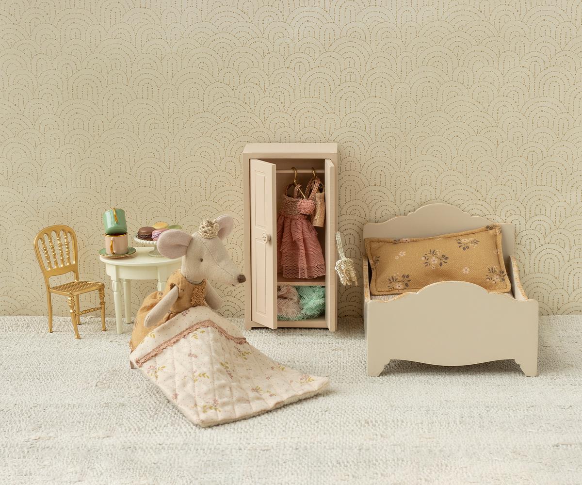 Chair, Mouse | Gold Dollhouse furnitureMailegTAYLOR + MAX