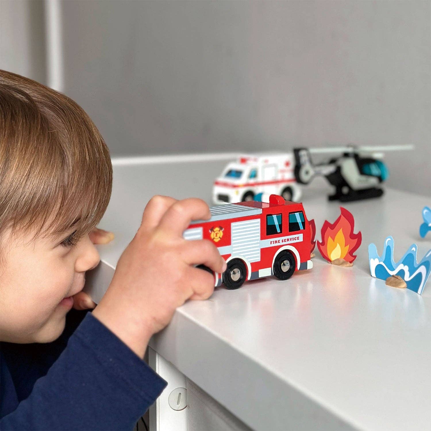 Emergency Vehicles Wooden carTender Leaf ToysTAYLOR + MAX