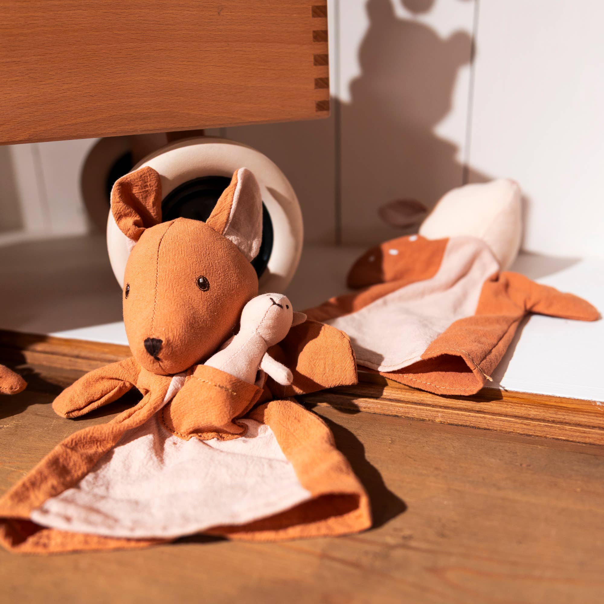 Kangaroo Hand Puppet Egmont