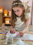 Magnetic Art Dress - Up PuzzleEgmontTAYLOR + MAX