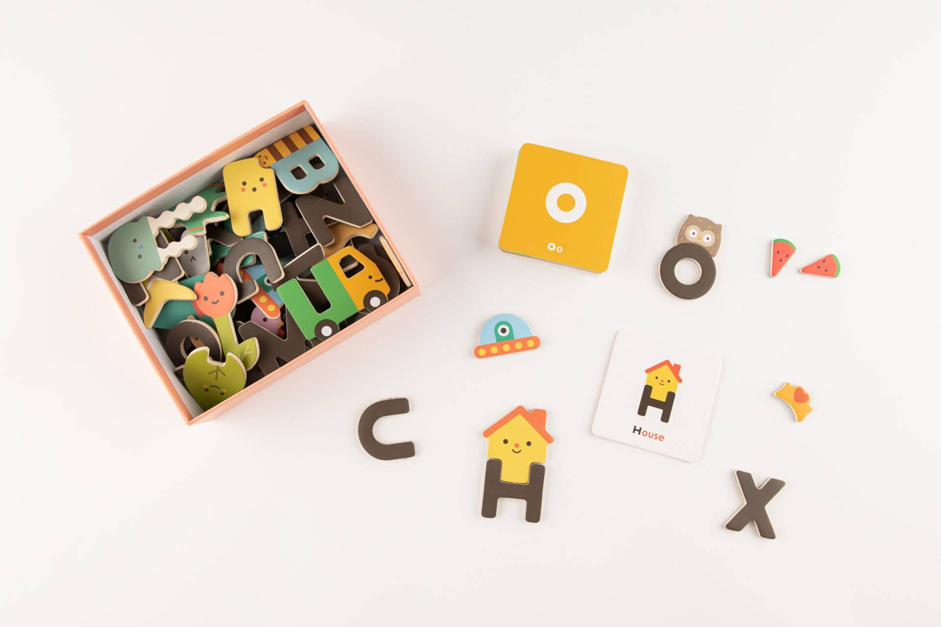 Oioiooi Magnetic Alphabet Play Set Living Refinery