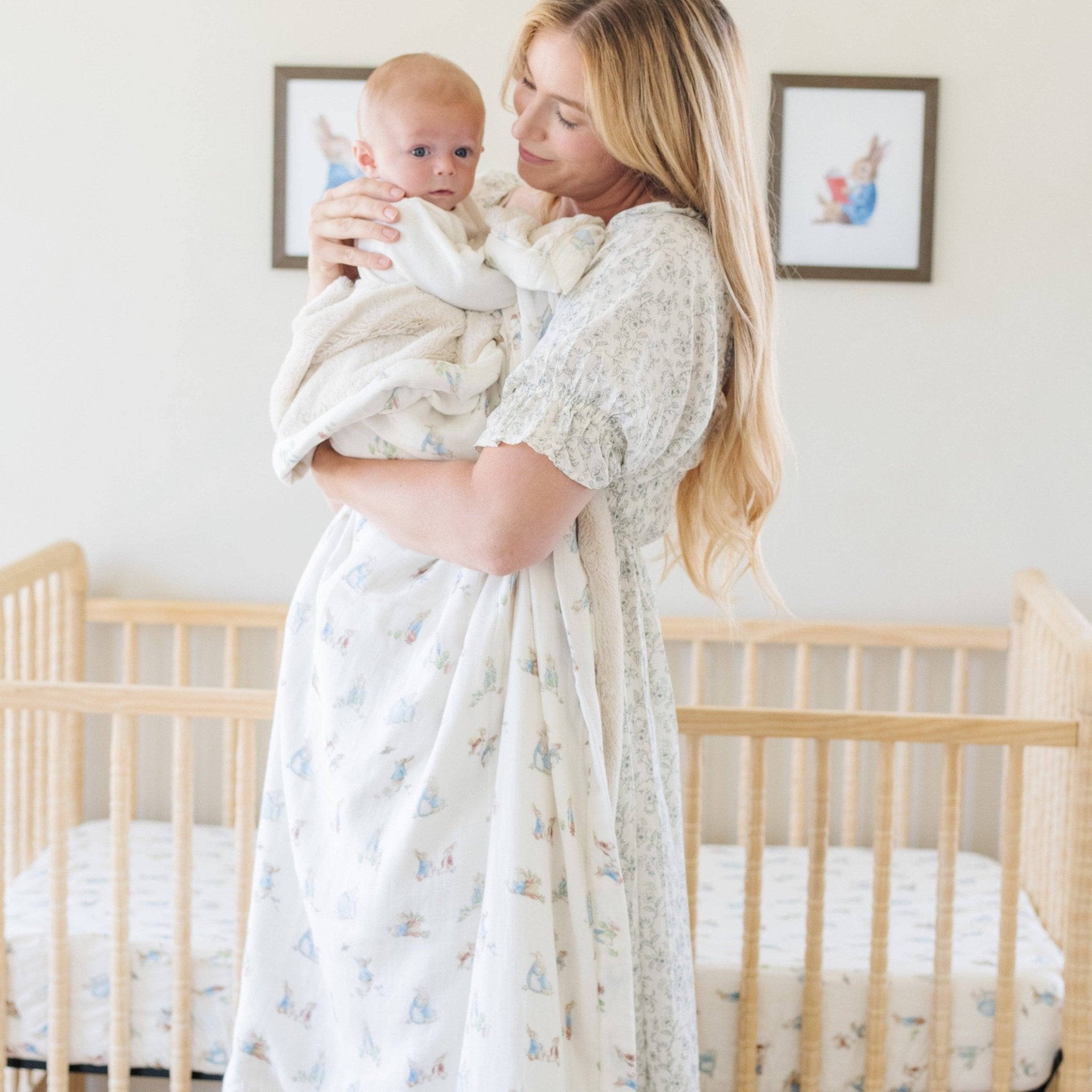 PETER RABBIT™ COTTON MUSLIN CRIB SHEETS: Boy SaranoniTAYLOR + MAX