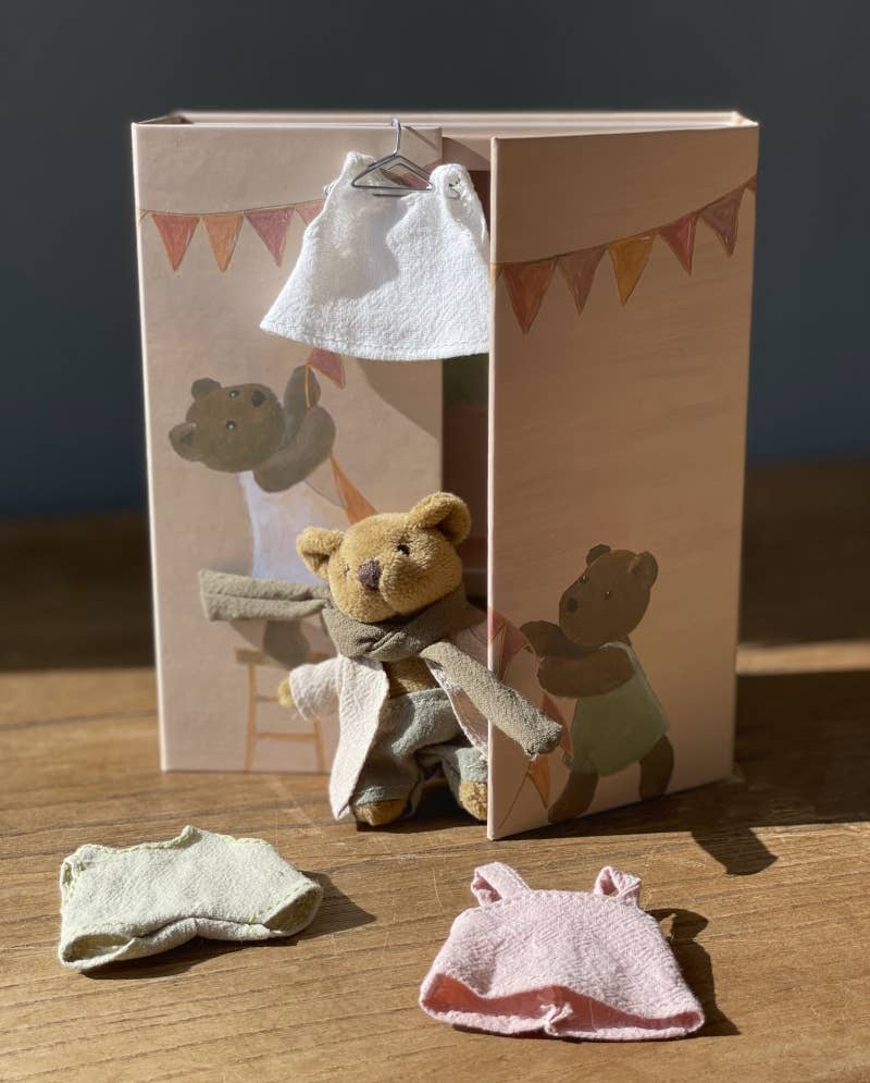 Wooden Wardrobe with Bear Egmont